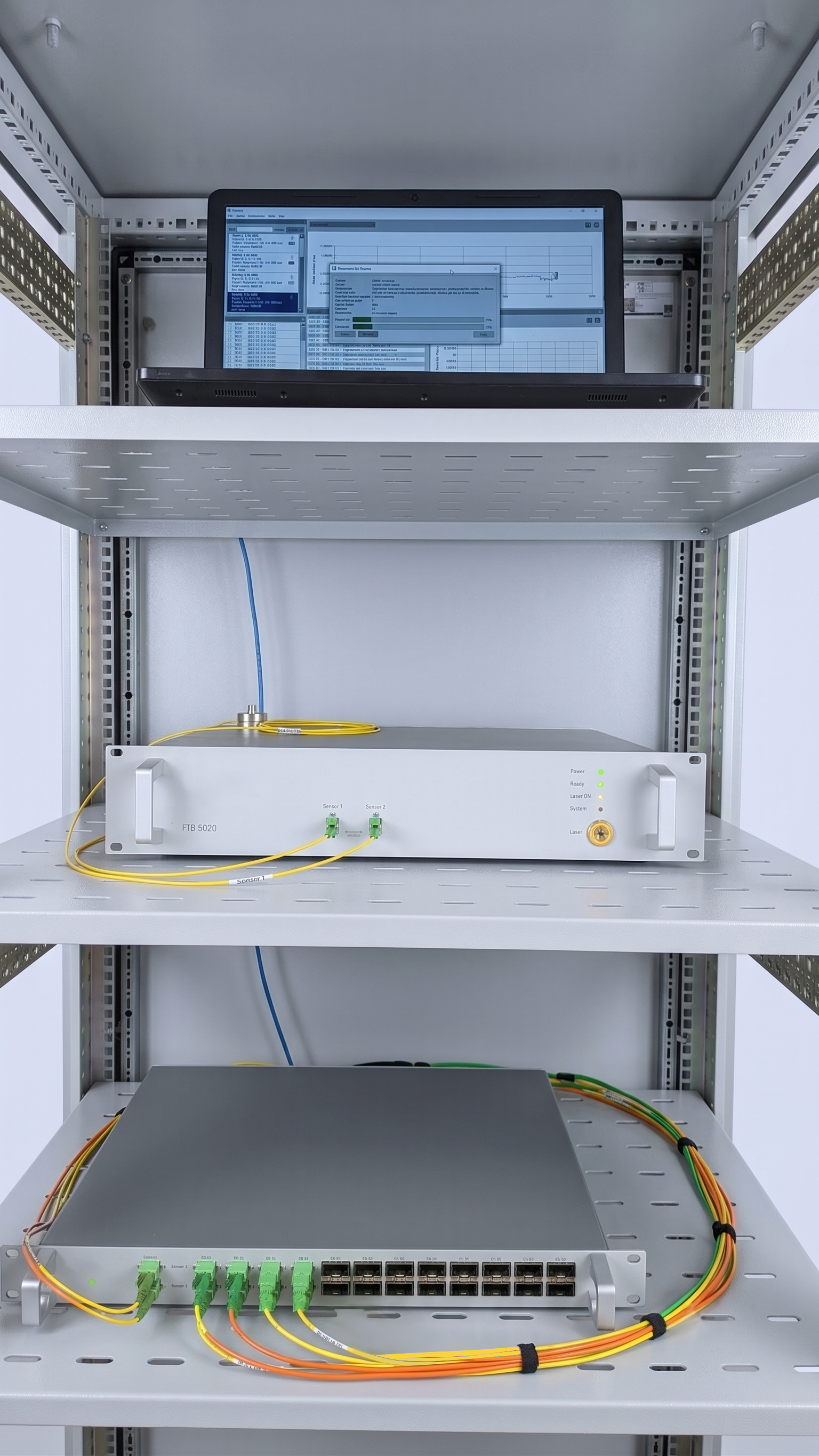 Side view of deformation setup
